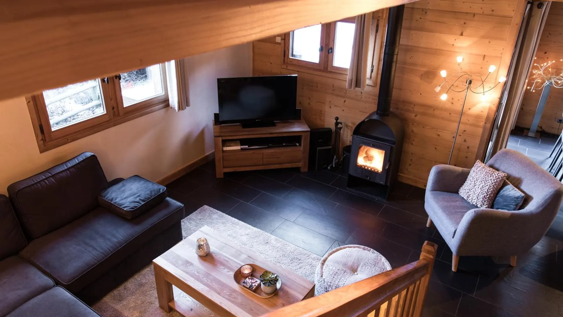 Chalet Les Drus Luxurious Chalet With Breathtaking Mont Blanc Views From Hot Tub And Garden Les Houches